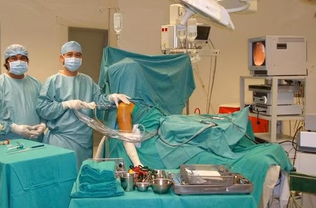 Trật khớp vai tái hồi, xử trí thế nào?