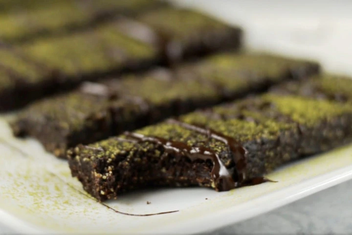 Cách làm kẹo thanh chocolate vị matcha ngọt ngào