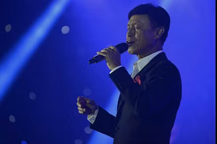 Khanh Ly, Hong Nhung hat ky niem 16 nam ngay mat nhac si Trinh Cong Son - Anh 1