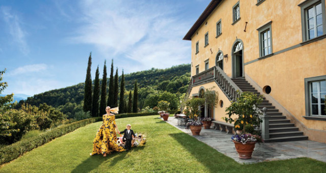 Phong cách thời trang sành điệu của vợ tỷ phú Nga ảnh 11