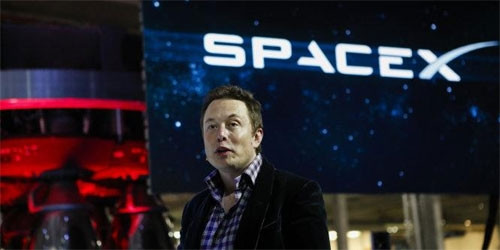 Tỷ phú công nghệ E.Mút-xcơ, ông chủ của SpaceX. Ảnh: AP