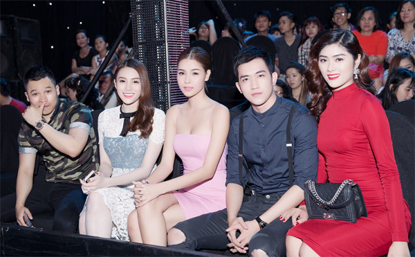 pham-huong-goi-cam-di-xem-khieu-vu-7