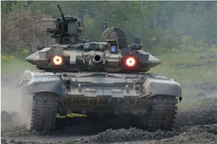 Tại sao Iran từ chối mua xe tăng T-90S của Nga? ảnh 1 Xe tăng T-90S.