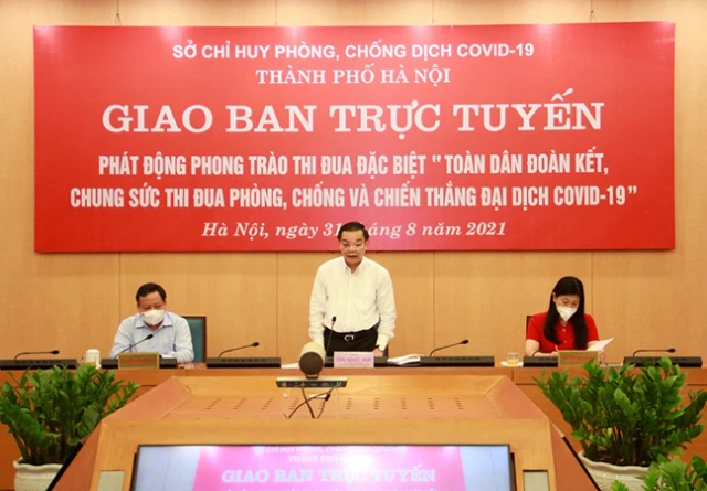 Chủ tịch UBND TP Hà Nội Chu Ngọc Anh phát động phong trào thi đua đặc biệt “Toàn dân đoàn kết chung  sức thi đua phòng, chống và chiến thắng dịch Covid-19”.