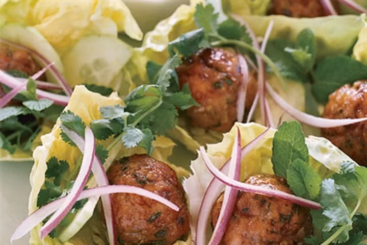 Thịt gà viên mềm ngọt cho cuối tuần
