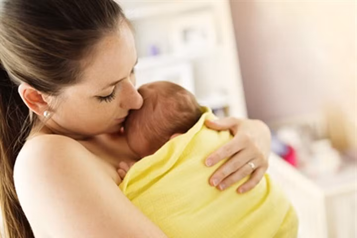 Mẹo hay để mẹ bầu "đánh tan" nỗi lo vết mổ bị lồi sau sinh, ai cũng cần lưu lại