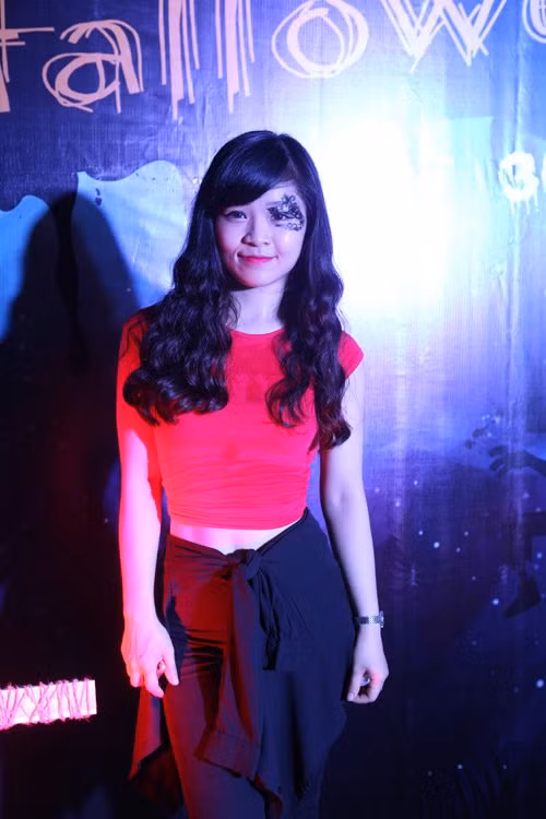 gioi tre ha noi hoa trang la mat trong le hoi ma quy hinh anh 6