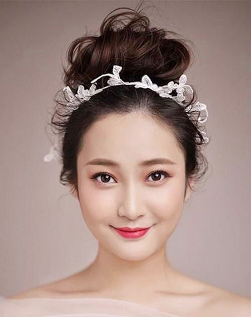 Những kiểu tóc gọn gàng cho ngày Tết ảnh 14 Những kiểu tóc gọn gàng cho ngày Tết ảnh 14