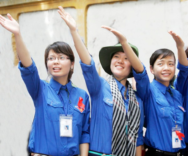 HS, SV Việt Nam luôn phấn đấu học tập và nêu cao tinh thần xây dựng và bảo vệ tổ quốc