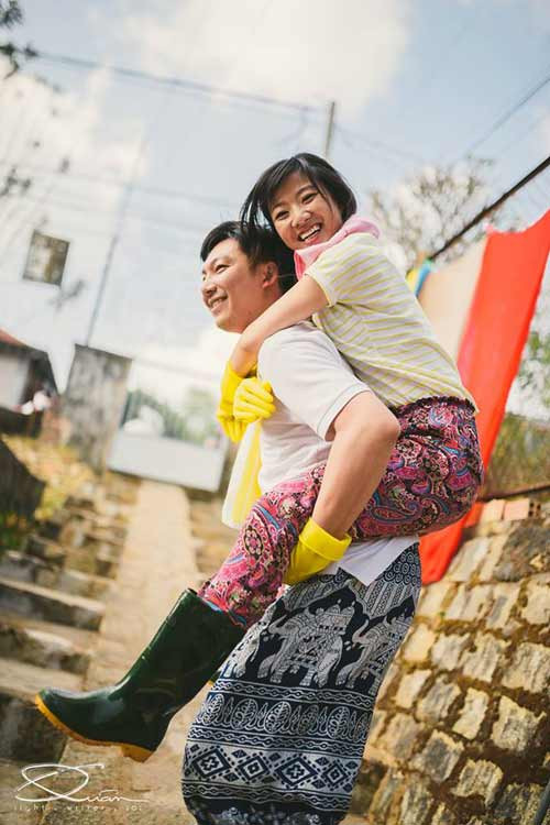 Đẹp long lanh bộ ảnh cưới chụp trong... vườn nhà - 10