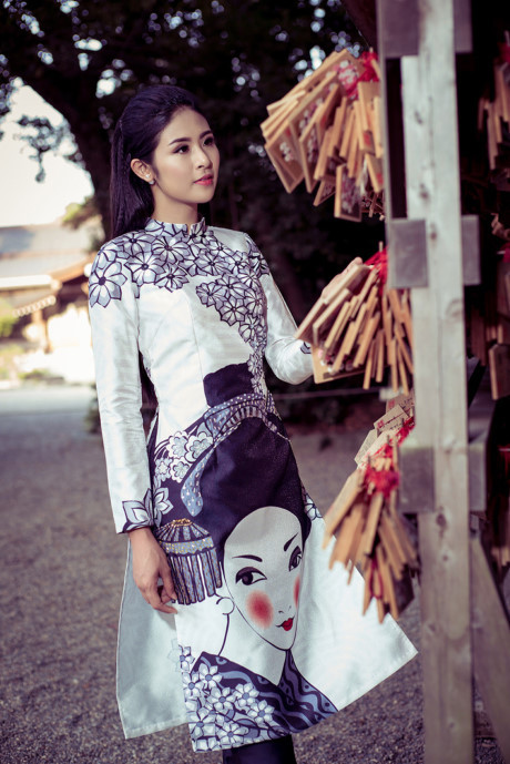 Hoa hậu Ngọc Hân chụp ảnh áo dài tại Nhật Bản - Ảnh 8 Hoa hau Ngoc Han chup anh ao dai tai Nhat Ban - Anh 8