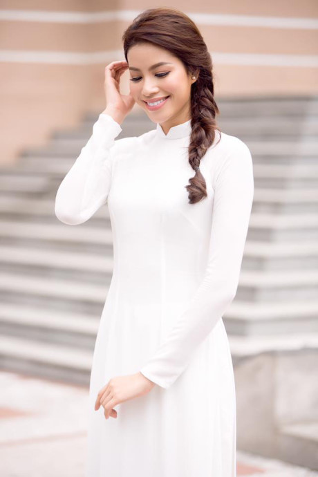 Phạm Hương: Pham Huong: