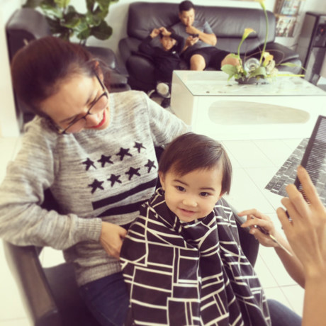 Con gái Kim Hiền càng lớn càng lém lỉnh - Ảnh 1 Con gai Kim Hien cang lon cang lem linh - Anh 1