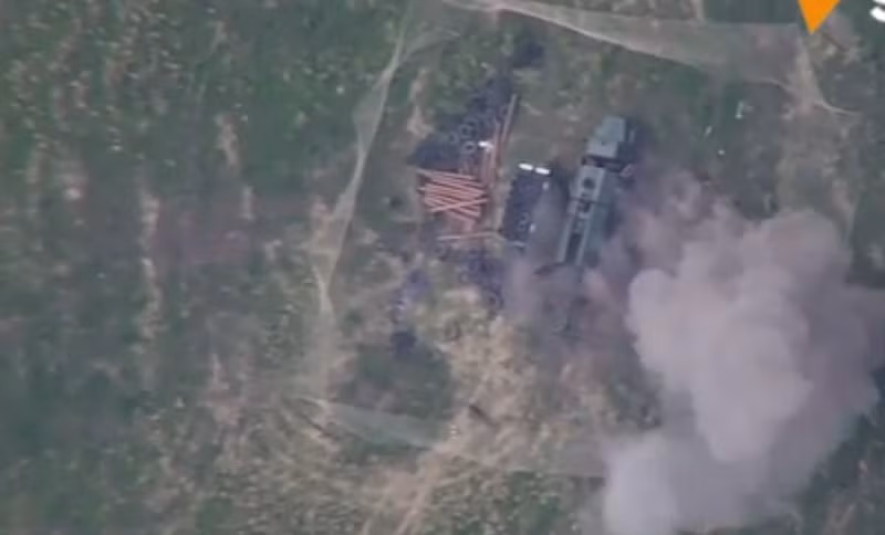 Video UAV cảm tử diệt trạm radar P-18 