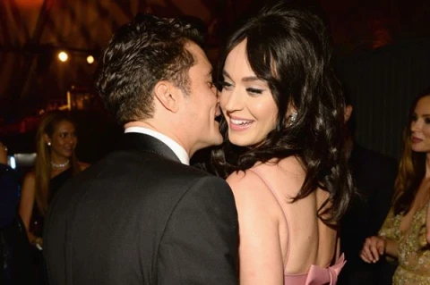 Orlando Bloom dẫn Katy Perry về ra mắt mẹ