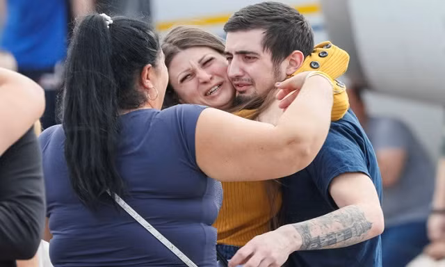 Cuộc trao đổi tù nhân giữa Nga và Ukraine được xem là bước đầu của việc bình thường hóa quan hệ 2 nước. Cuộc trao đổi tù nhân giữa Nga và Ukraine được xem là bước đầu của việc bình thường hóa quan hệ 2 nước.