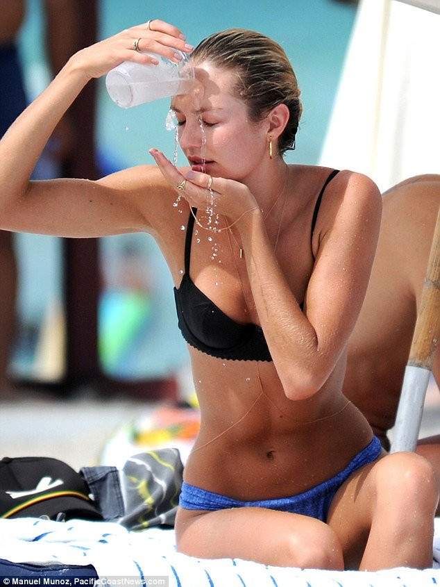 Bí quyết ăn nhiều không béo của các siêu mẫu xinh đẹp hình ảnh 6 bi quyet an nhieu khong beo cua cac sieu mau xinh dep hinh anh 6