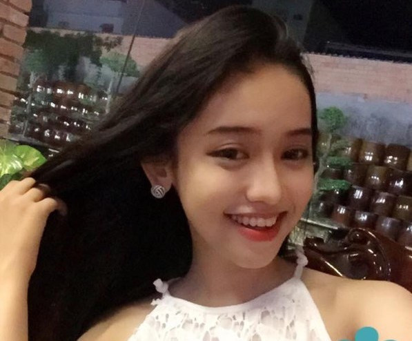 Vụ hot girl Cà Mau Thúy Vi: Con hát mẹ khen hay