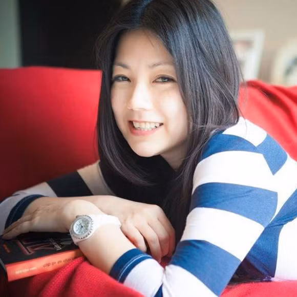 bà ngoại, trẻ trung, u40