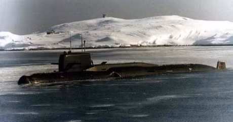 10 tau ngam lon nhat the gioi, Nga vo dich - Anh 1