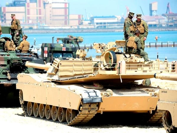 Xe tăng M1A1 Abrams của quân đội Mỹ trong cuộc tập trận hồi tháng 4/2013 tại Pohang, Hàn Quốc. (Ảnh: wikimedia.org)