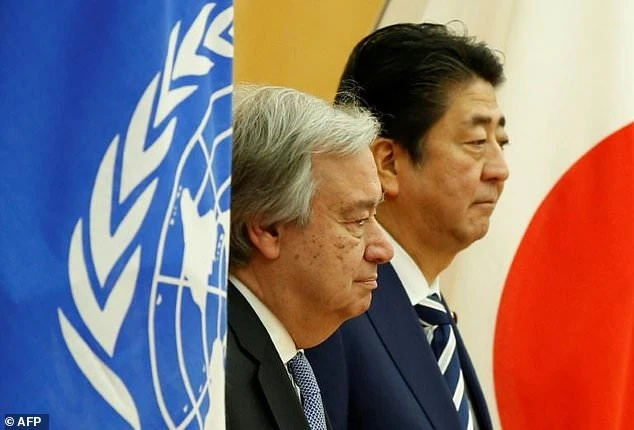 Tổng thư ký Liên hợp quốc Antonio Guterres và Thủ tướng Nhật Shinzo Abe