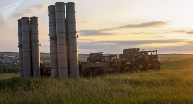 Hệ thống tên lửa đất đối không S-300