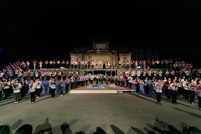 Kỳ Duyên, Thùy Dung, Ngọc Hân tập luyện cho Festival Huế ảnh 1