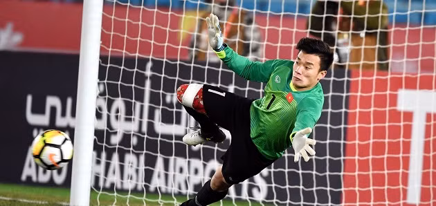 Thủ môn Bùi Tiến Dũng của đội U23 Việt Nam