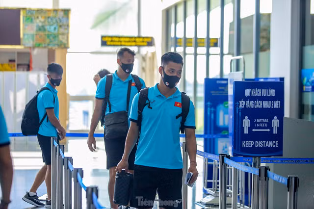 Nếu kết quả PCR âm tính, đội tuyển sẽ chính thức bước vào chương trình hoạt động và tập luyện chuẩn bị cho 3 trận đấu còn lại tại Vòng loại thứ hai World Cup 2022 khu vực châu Á, tuân thủ nguyên tắc “bong bóng” (hoạt động khép kín, không tiếp xúc với người ngoài) mà AFC đặt ra trong công tác tổ chức các giải đấu/trận đấu ở giai đoạn ảnh hưởng của COVID-19.