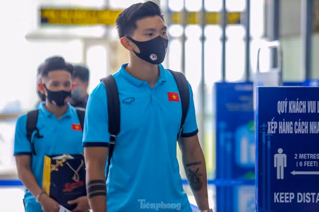 Đoàn Văn Hậu hồi phục kịp thời để góp mặt cùng ĐT sang UAE.