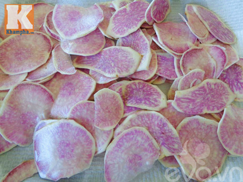 tu lam bim bim khoai lang gion rum cho con - 4