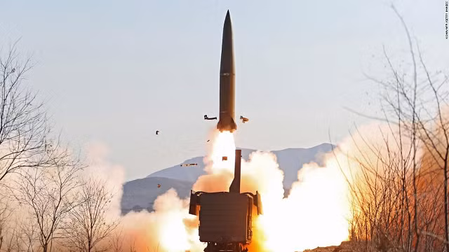 Một vụ phóng tên lửa của Triều Tiên.