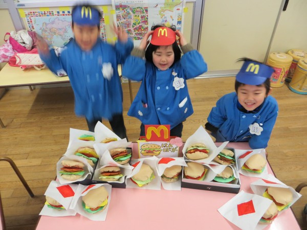 Một ngày đi học thú vị ở trường mầm non Nhật Bản