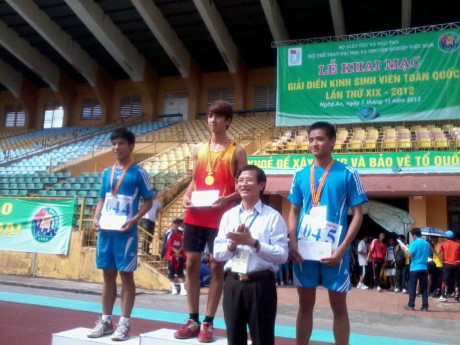 Không thể nhận ra mỹ nam Khong the nhan ra my nam