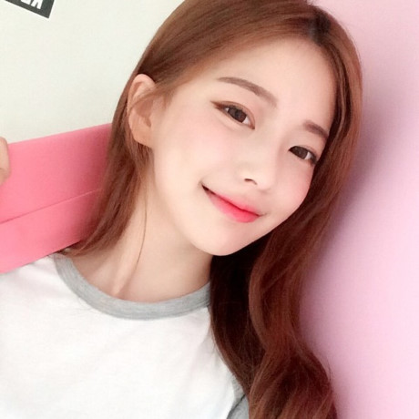Những mẹo làm đẹp đơn giản giúp bạn trẻ ra cả chục tuổi - Ảnh 5 Nhung meo lam dep don gian giup ban tre ra ca chuc tuoi - Anh 5