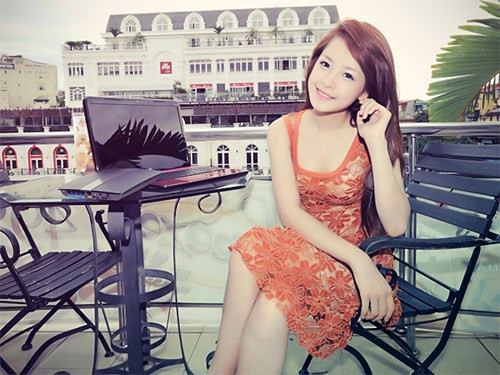 Những hình ảnh gợi cảm hiếm thấy của Chi Pu