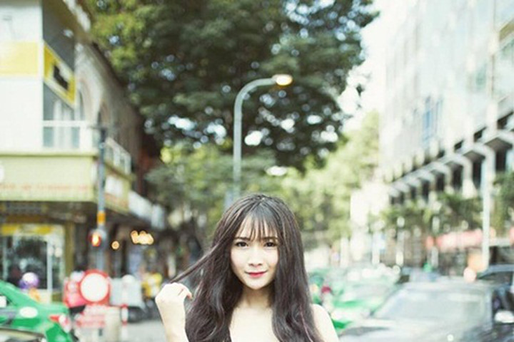 Ngọc Trinh: Hot girl chuyển giới 18 tuổi đẹp như Hương Giang Idol