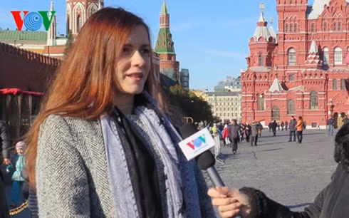 gioi tre nga van say me ly tuong cach mang thang muoi hinh 1