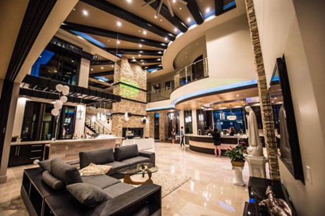 Toàn cảnh siêu biệt thự 4000m2 của vợ chồng Đan Trường - Ảnh 5 Toan canh sieu biet thu 4000m2 cua vo chong Dan Truong - Anh 5