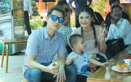 Cung gia dinh Ca si Dang Khoi kham pha cong vien Forgotten Land - Anh 11