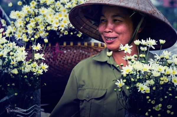 8/3: Ngắm vẻ đẹp thuần khiết của những người phụ nữ Việt - ảnh 13 Hình ảnh: 8/3: Ngắm vẻ đẹp thuần khiết của những người phụ nữ Việt số 13