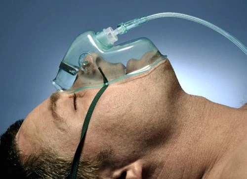 Có những trường hợp người tỉnh dậy sau hôn mê bỗng quên hết tiếng mẹ đẻ và nói ngôn ngữ khác - Ảnh: Shutterstock