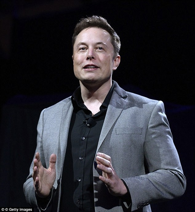 Giám đốc điều hành Elon Musk của hãng Tesla and SpaceX Giám đốc điều hành Elon Musk của hãng Tesla and SpaceX