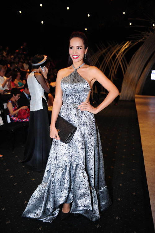 pham-huong-noi-bat-giua-dan-sao-7