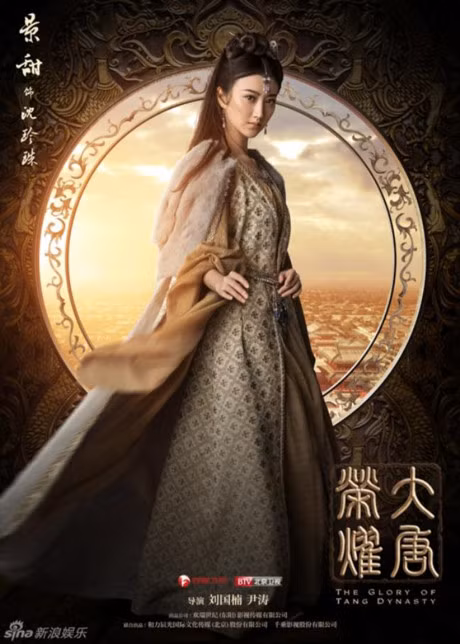 Ngam nhan sac my nhan co trang duoc khen dep hon ca Pham Bang Bang - Anh 2