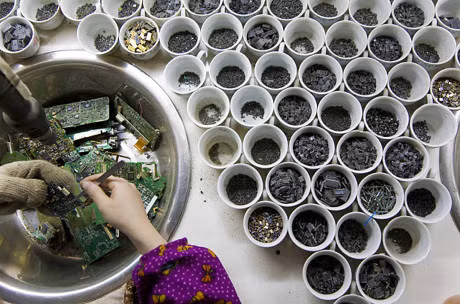 Canh bao dang so ve tham hoa moi truong tu chinh do dung von rat quen thuoc voi chung ta - Anh 5