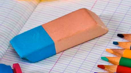 Su that it nguoi biet ve phan mau xanh bi an tren cuc tay - Anh 2