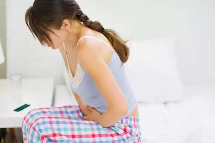 Những tác hại khôn lường khi uống quá nhiều vitamin C
