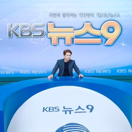 Khoi My dien Hanbok nhi nhanh ben Kelvin Khanh trong tuan trang mat som - Anh 6